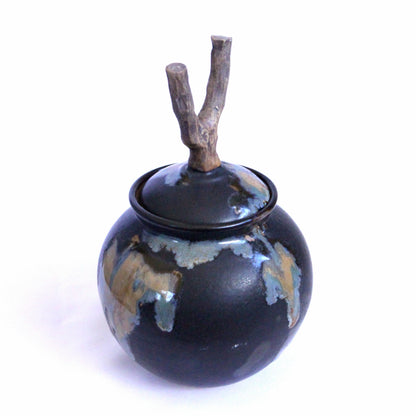 iXhayi Moon Jar